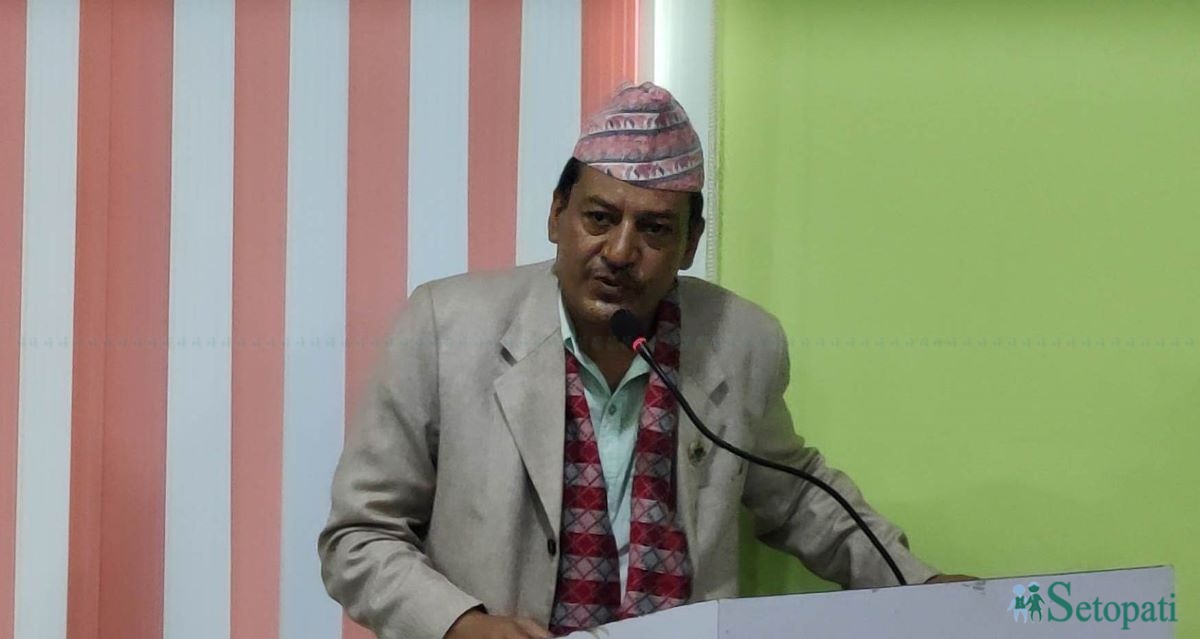 कोशी प्रदेश सरकारका मन्त्री बुद्धिकुमार राजभण्डारी